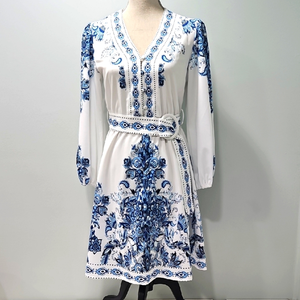 Elegant Blue and White Dress Pre-owned, Never Worn Size S